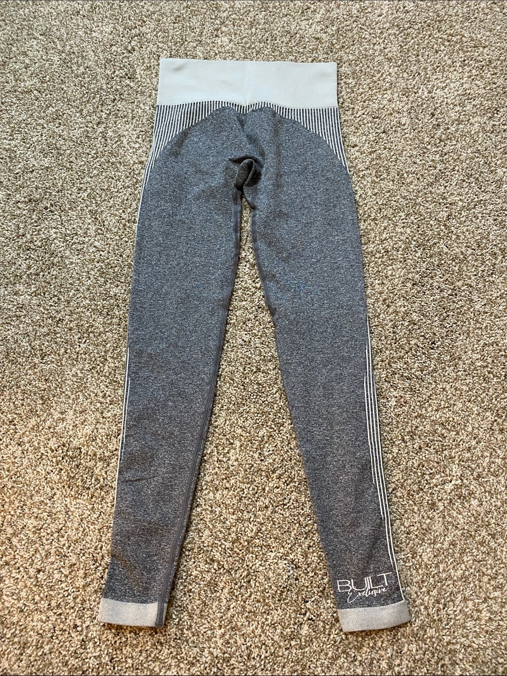 Built Exclusive Workout Set - Picture 3 of 5